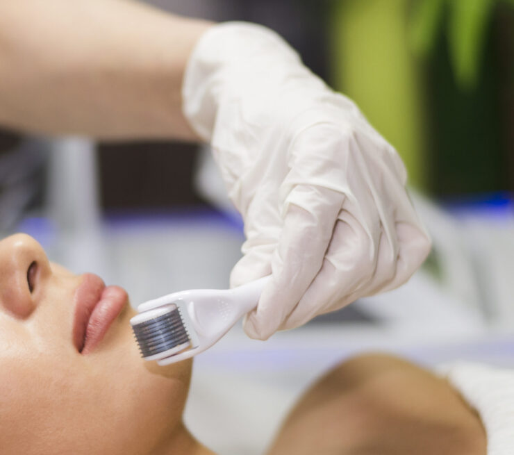 girl-receiving-facial-treatment-beauty-salon